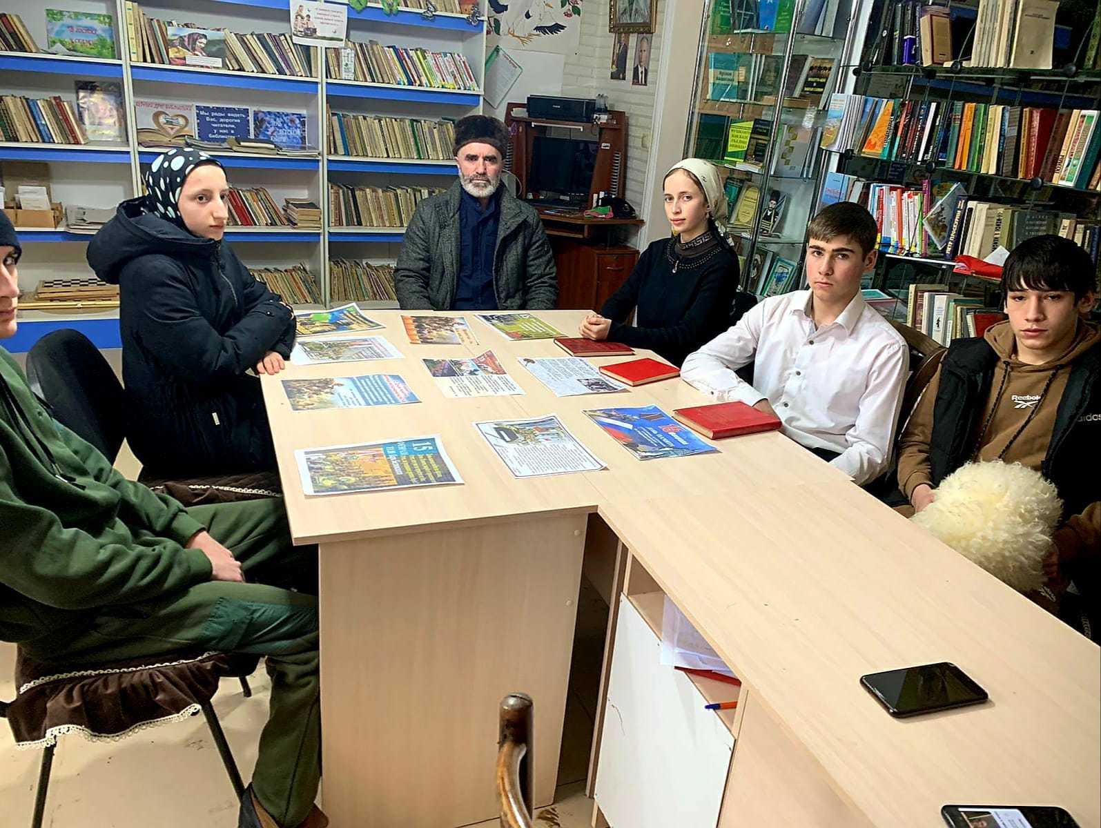 15 февраля в библиотеке с.Артлух прошел час памяти «Живая память Афганистан».